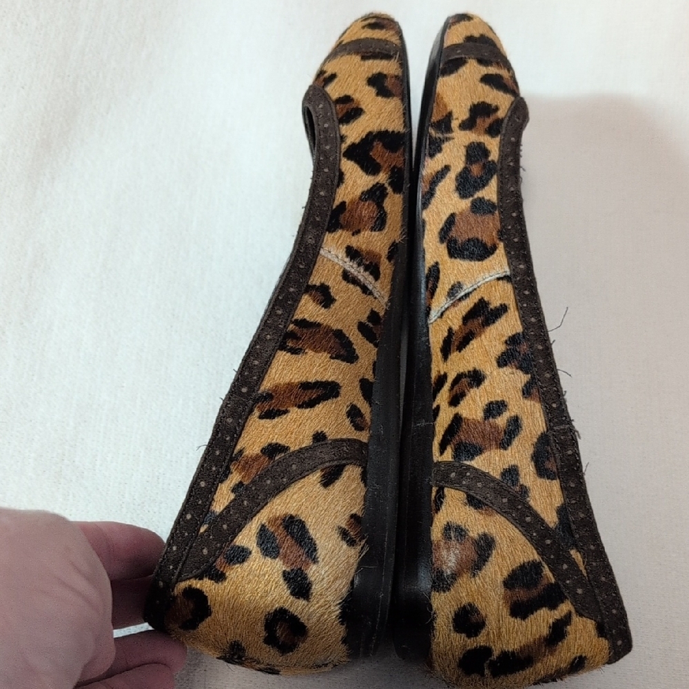 Lauren Ralph Lauren Calf Hair Leopard Print Flats - Picture 7 of 10